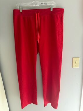 Figs Technical Collection Scrub Pants Women’s SZ L Red Straight Leg Drawstring